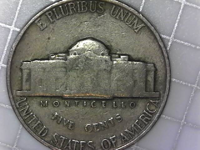 1939-P-Jefferson-5c-Has-Characteristics-Of-DDR-01
