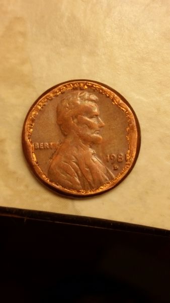 Is-This-A-1981-Copper-Penny-Die-Cap-Error?-What's-It-Worth