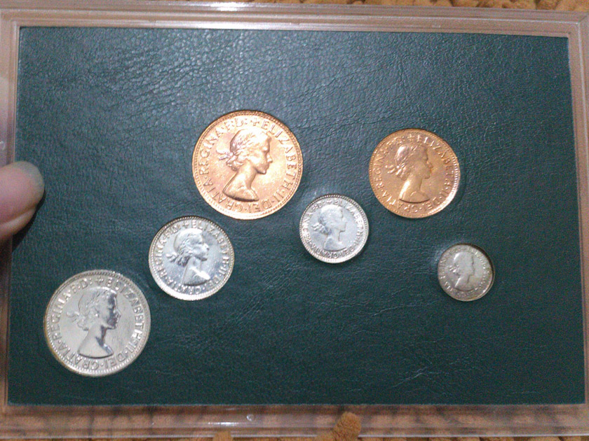 Aussie-Pre-Decimal-Coins-Set---Just-A-Tourists'-Souvenir?