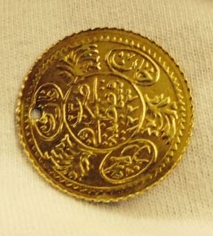 3-Gold-Coins-Need-To-Be-Identified-!-Thanks