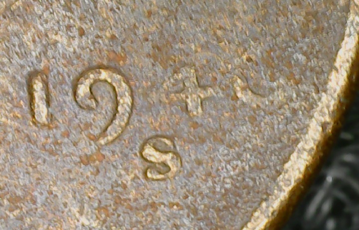 Is-This-A-RPM-?-S/S?-1946-Wheat-Penny-I-Just-Came-Across-That-Looks-Strange