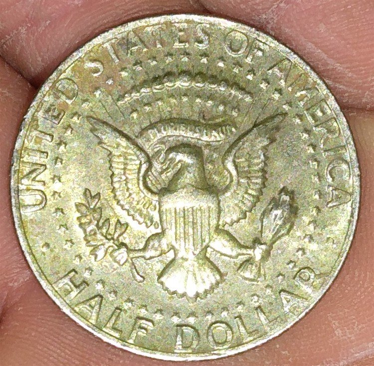 I-Got-This-1983-P-Kennedy-Half-Dollar-Why-Does-It-Look-Gold?