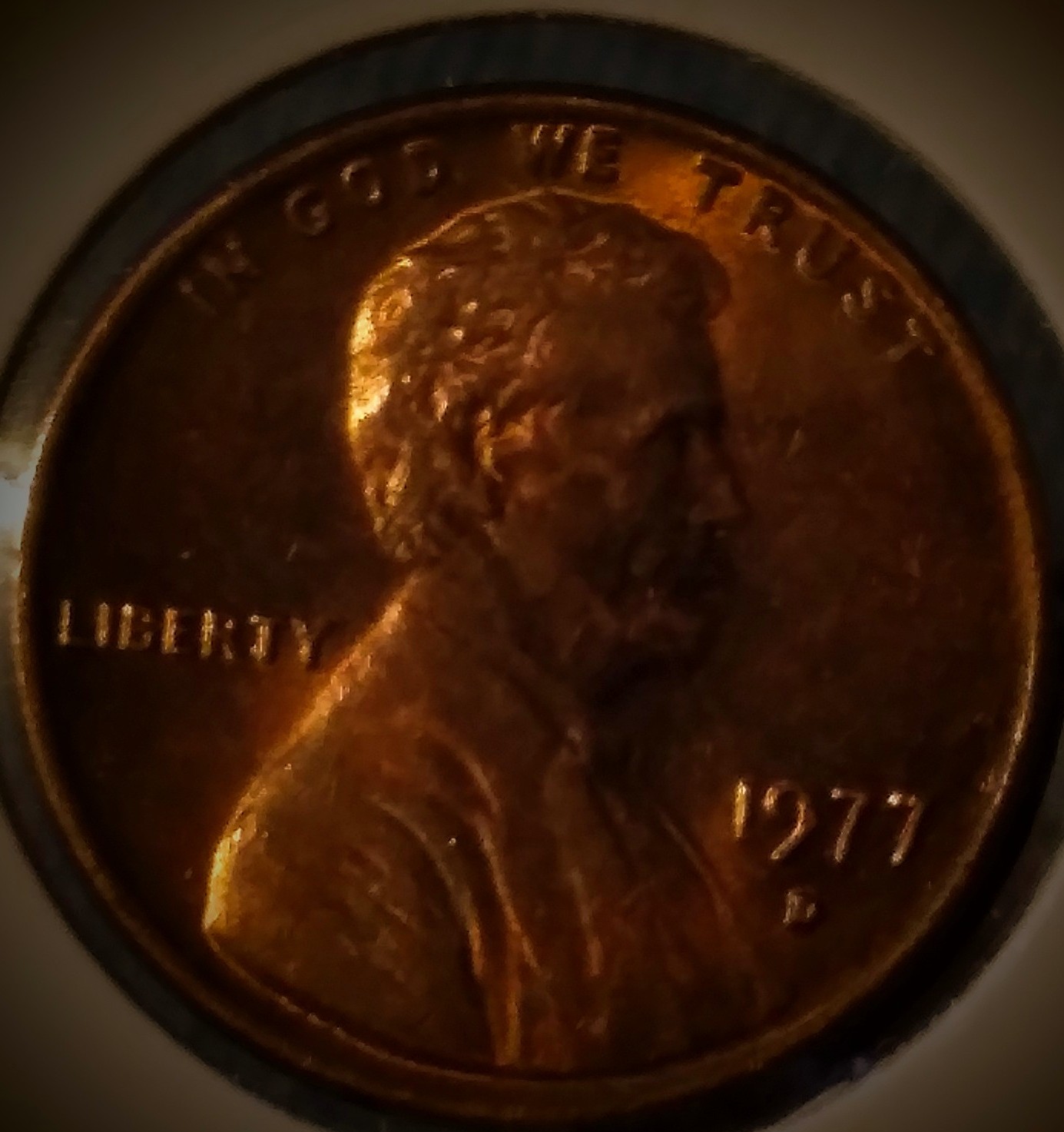Is-This-A-Error-On-Reverse--Side-Of-This-1977-D-Lincoln--Penny?