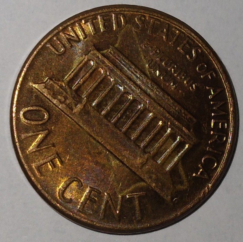 Is-This-A-Error-On-Reverse--Side-Of-This-1977-D-Lincoln--Penny?