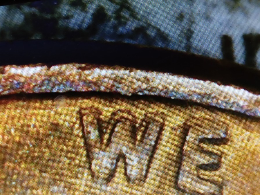 Is-This-A-Error-On-Reverse--Side-Of-This-1977-D-Lincoln--Penny?