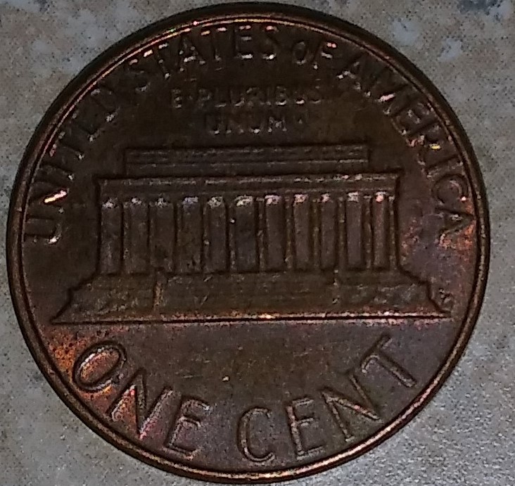 1982-D-Lincoln-Cent.....-3.1-Grams...-Small-Date-Or-Large-Date-For-This-One