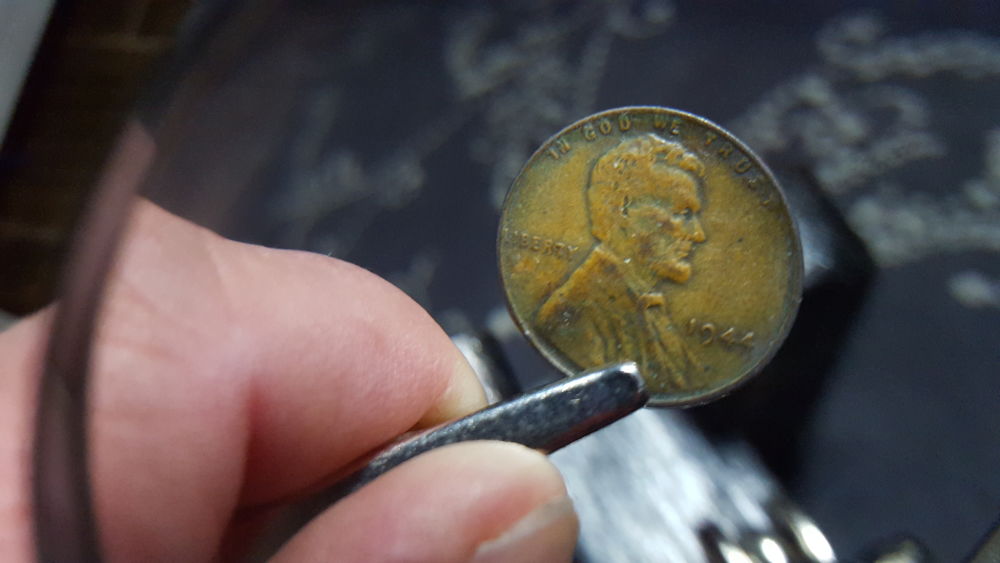 1944-11-Center!---Penny-Head-Dime-Tail
