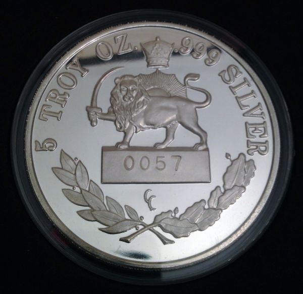 I-Am-Stumped-And-Need-Help-On-A-5-Oz-Silver-Coin!