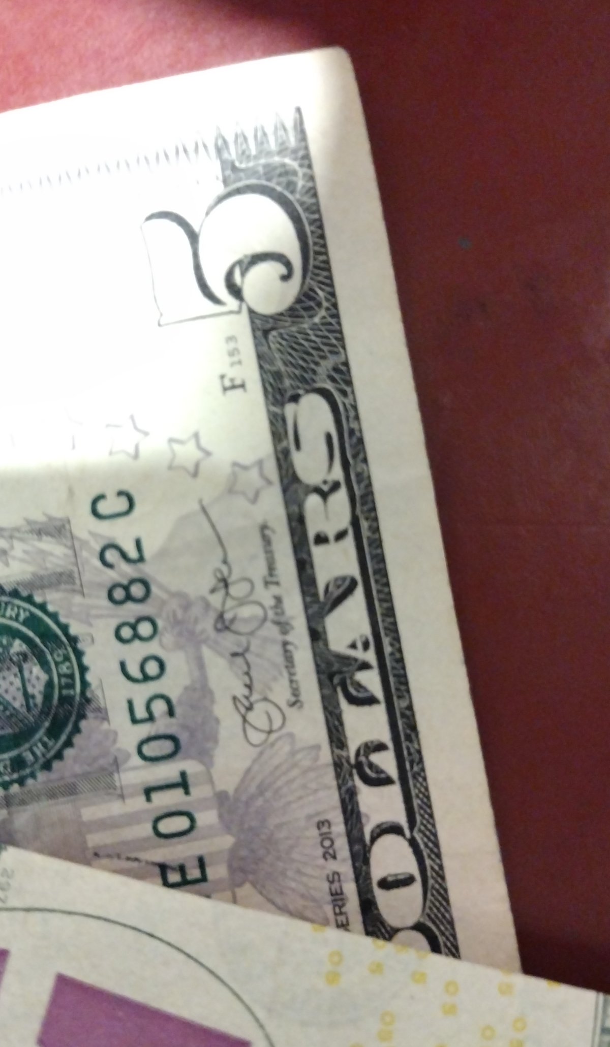 I-Think-It's-Cool-2013-$5-Ink-Error-Of-Reverse-Green-Rounded-Edge-Of-Purple-5-Lincoln-Scarface