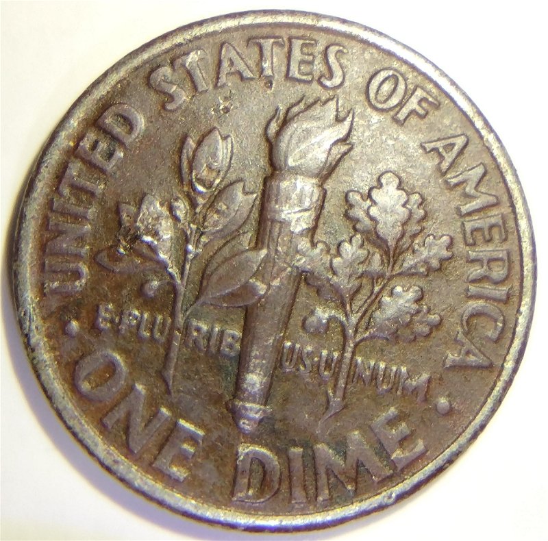 1988-Dime-D-How-Come-It's-Brown-I-Can-See-Silver-On-The-Head-But-The-Rest-Of-It's-Totally-Brown