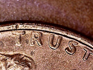 1974-D-LMC,-Lincoln-Sports-An-Earring?