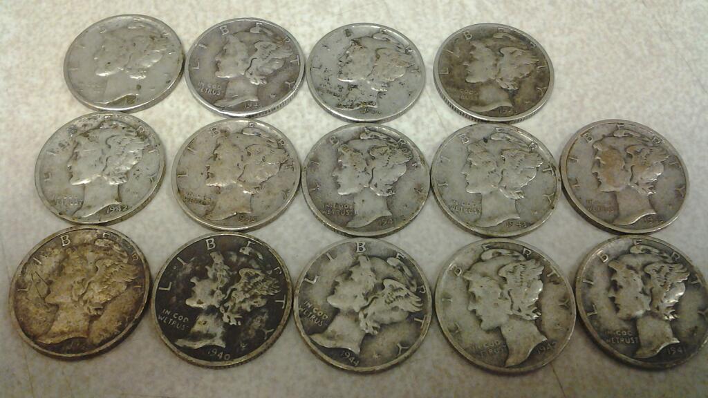 Lot-Of-1939-1945-Mercury-Dimes