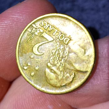 2003-2-Dollar-Miss-Strike/Minor-Clipping