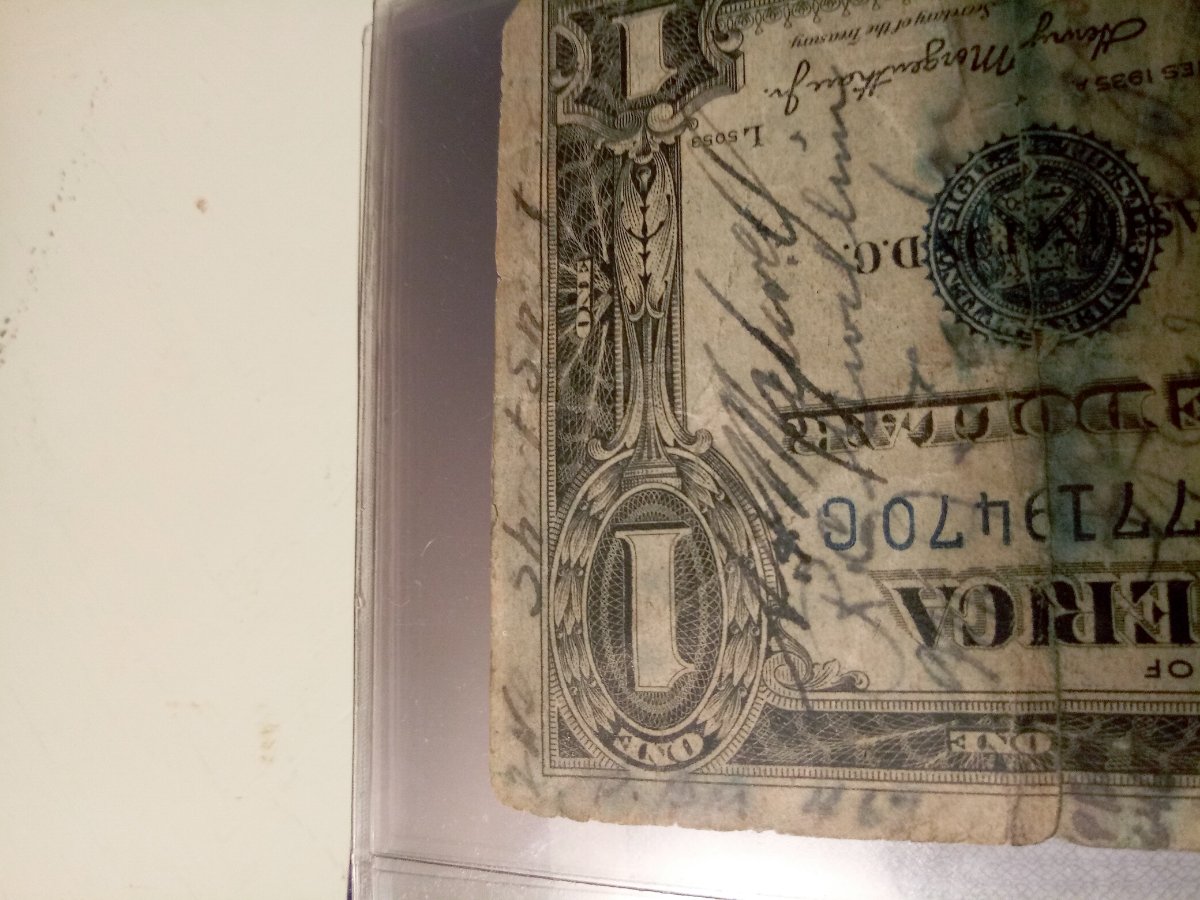 1935-A-Short-Snorter-Blue-Seal-1-Dollar-Bill