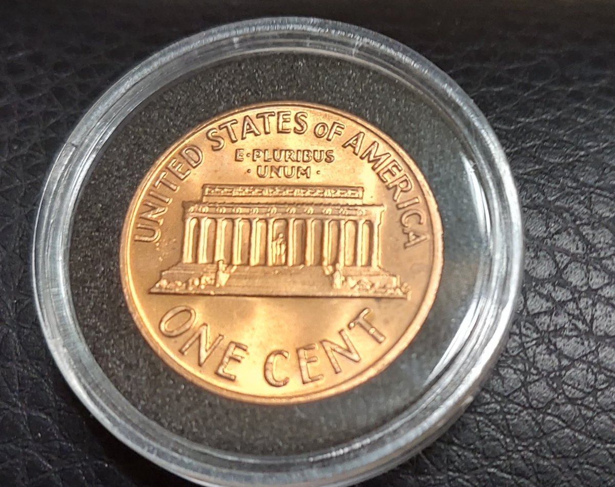 1970-S-Lincoln-Memorial-Cent:-Is-This-A-Coin-That-Looks-Like-It-May-Need-To-Be-Graded-?