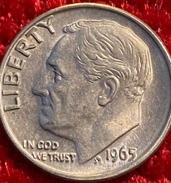 1965-Dime,-Some-Leaves-Are-Missing-At-The-Back.