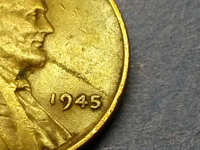HI-Is-This-A-1945-LWC-Doubled-Die-With-A-Lam-Crack-?