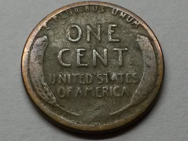 HI-I-Have-A-1925-S-LWC,-With-A-Die-Crack-,-Other-Than-That-Pretty-Shabby