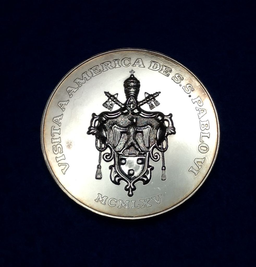Need-Help-Identifying-This-1965-Pope-Paul-VI-High-Relief-Silver-Medal