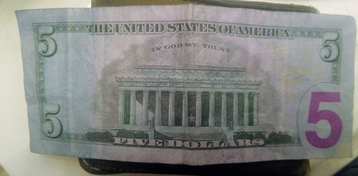 $5-Bill-2013-Series-Is-This-A-Error?-Wow-Just-Figured-It-Out!!-Error?-P
