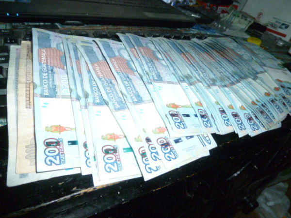 A-Week's-Spending-Money-In-Guatemala...