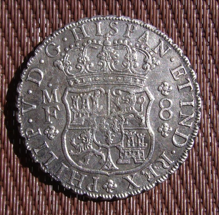 1736-Columnario-Pillar-Dollar-From-A-Shipwreck