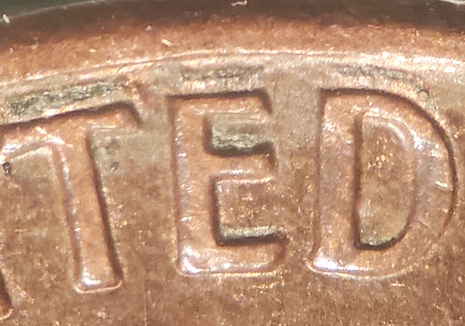1990-Penny-Raised-Lines-Above-United-States-Of-America