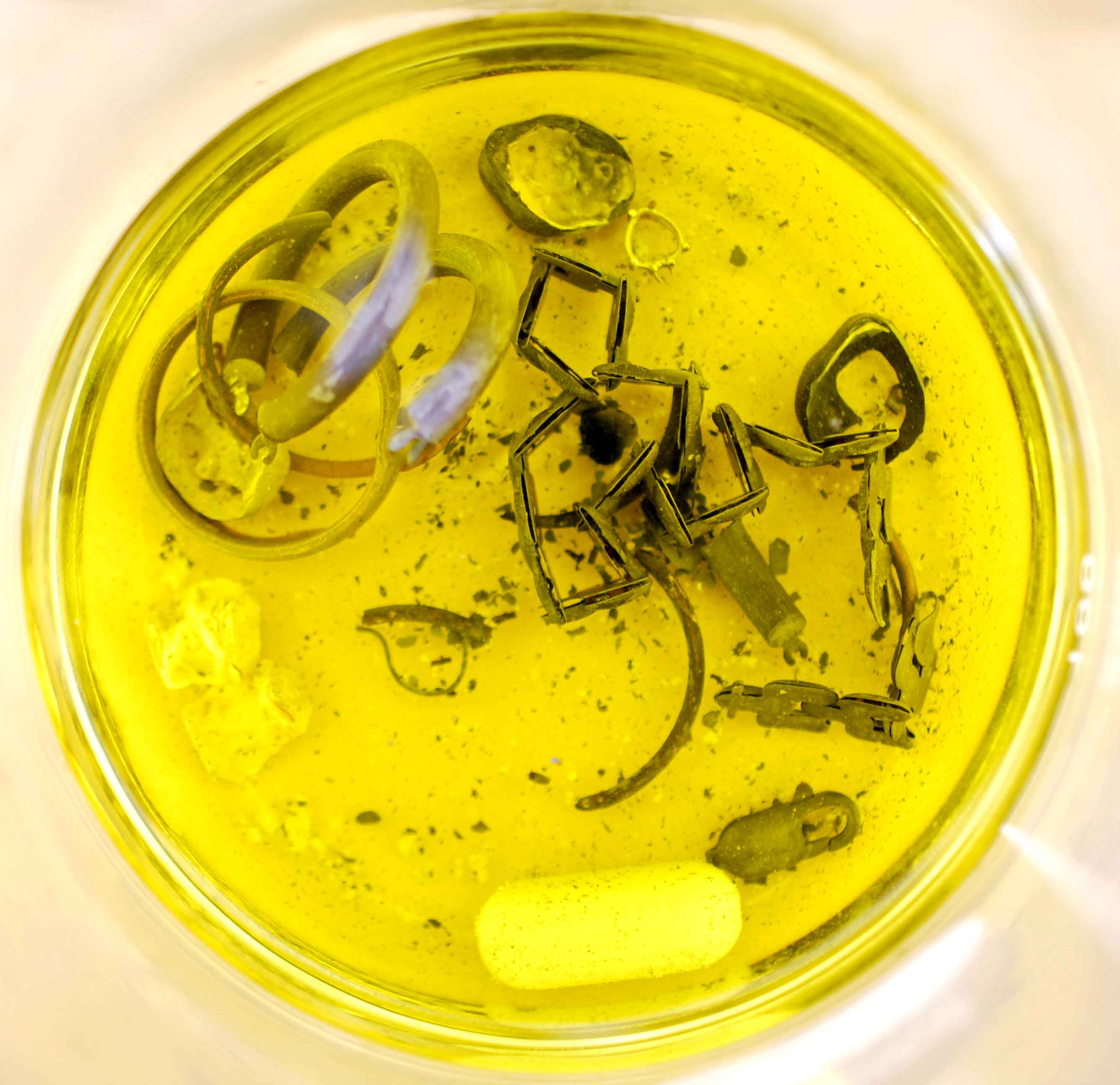 Pure-Gold-Refined-From-Jewelry-And-Dental-Scrap