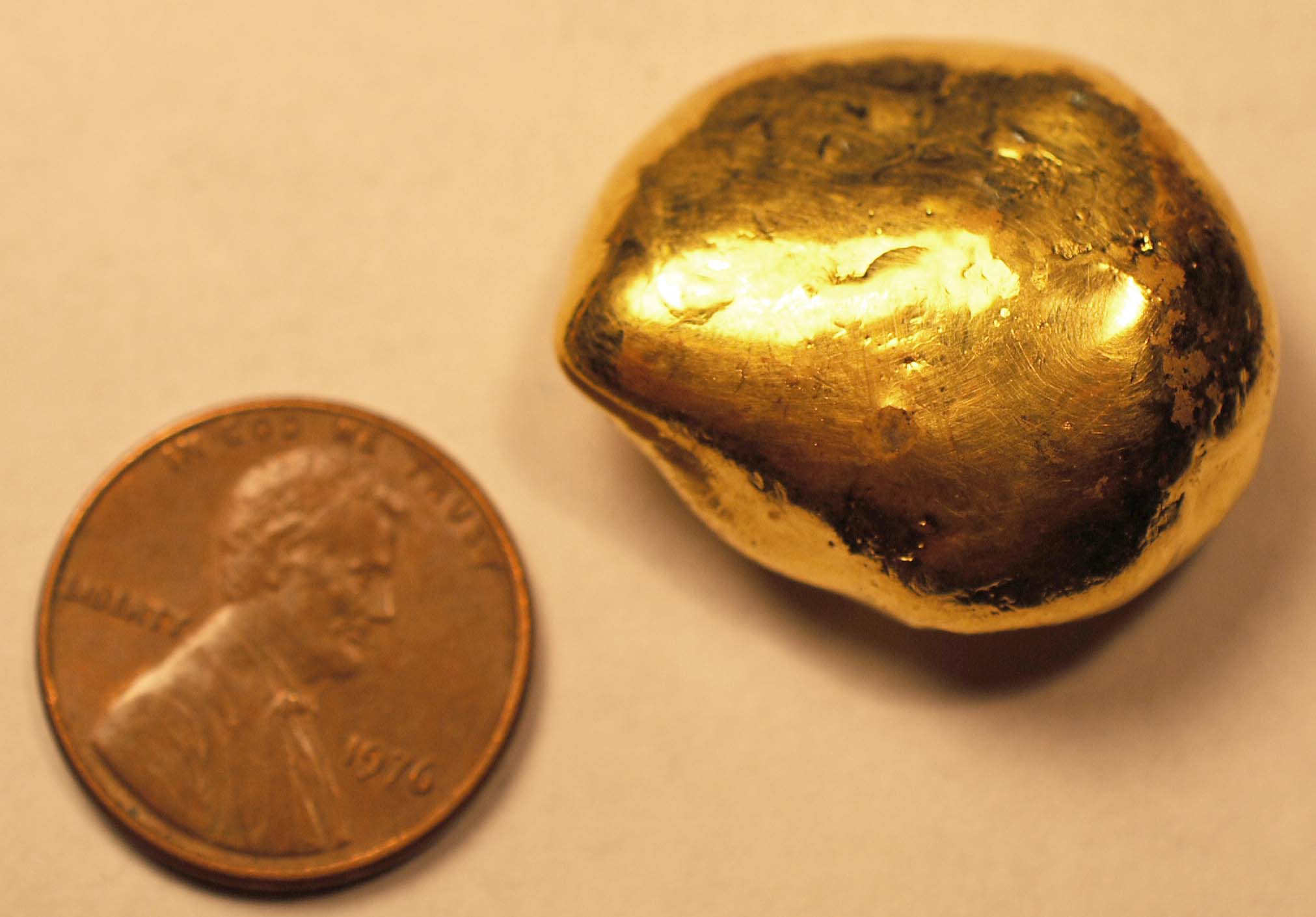 Pure-Gold-Refined-From-Jewelry-And-Dental-Scrap