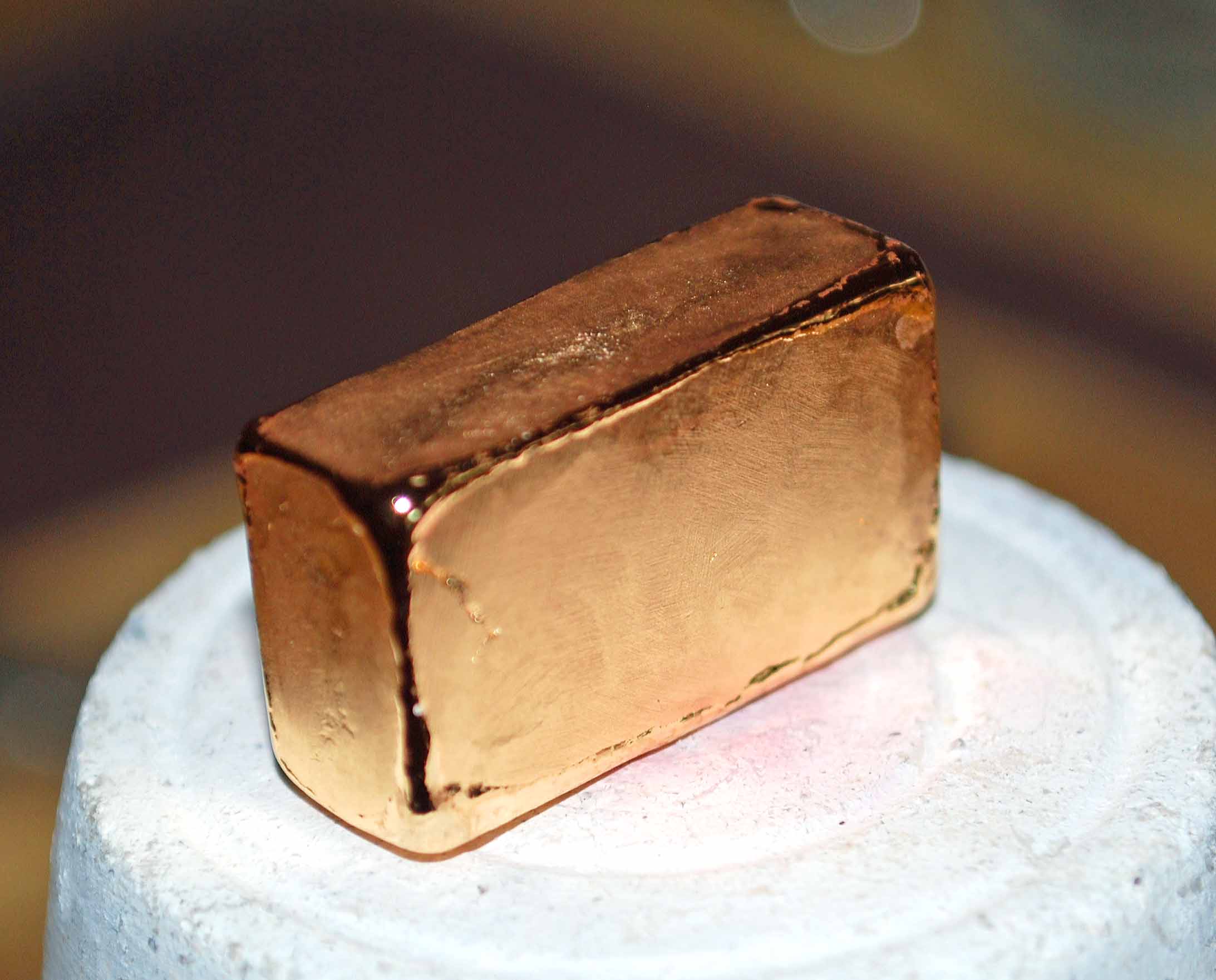 Pure-Gold-Refined-From-Jewelry-And-Dental-Scrap
