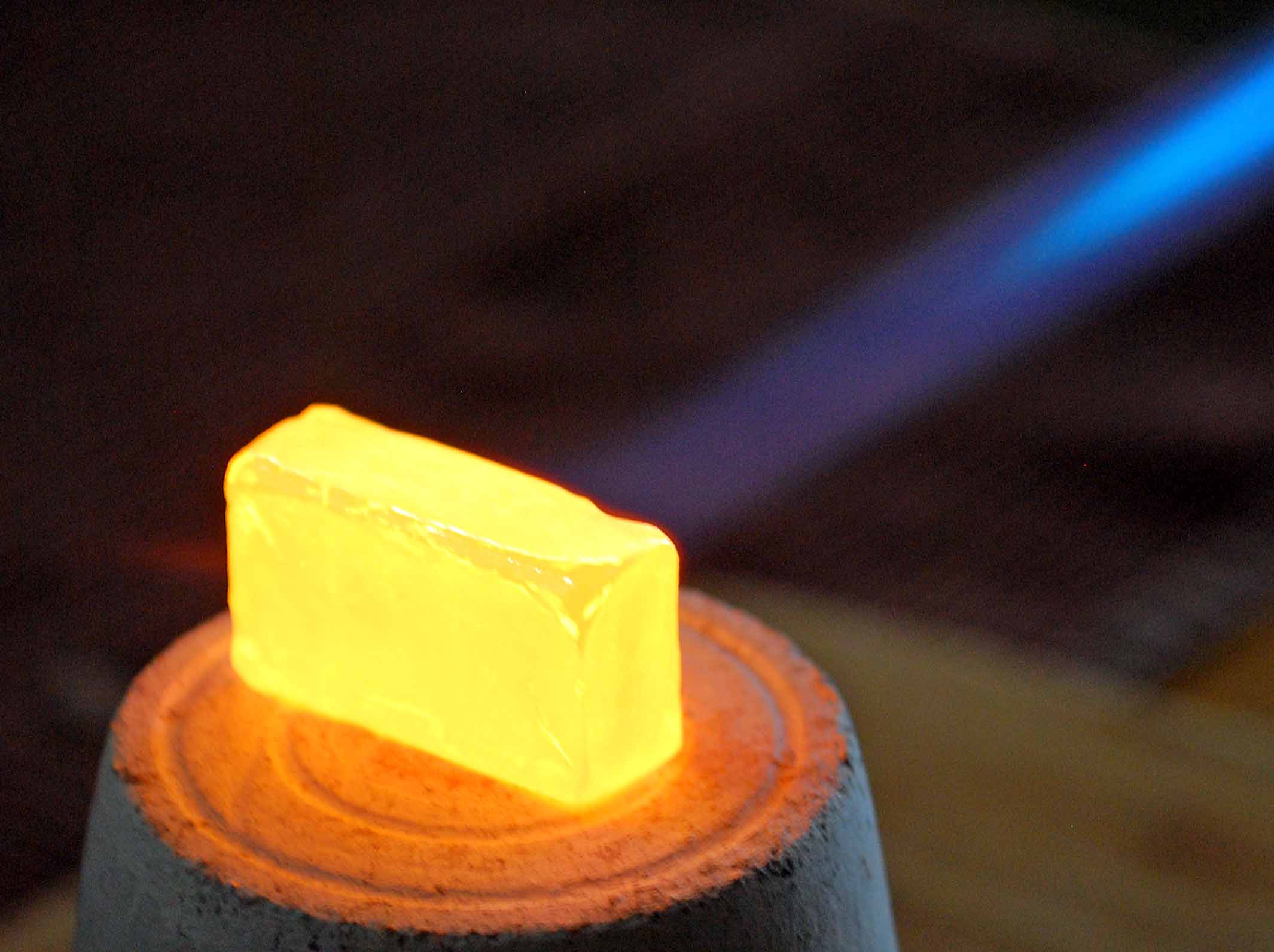 Pure-Gold-Refined-From-Jewelry-And-Dental-Scrap