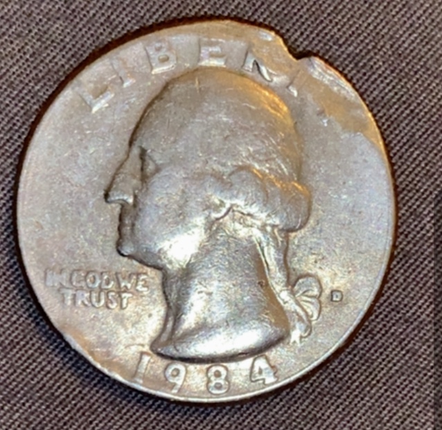 Very-Unusual-Markings-On-1984-Quarter,-Not-Sure-If-It's-Just-Been-Damaged