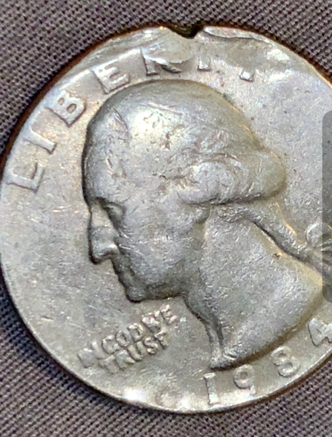 Very-Unusual-Markings-On-1984-Quarter,-Not-Sure-If-It's-Just-Been-Damaged