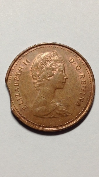 1981-Chipped-Penny-Weird-Rim?