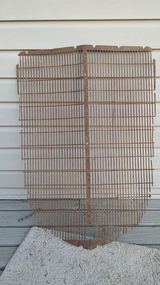 Anyone-Know-A-Thing-Or-Two-About-An-Old-Grill?