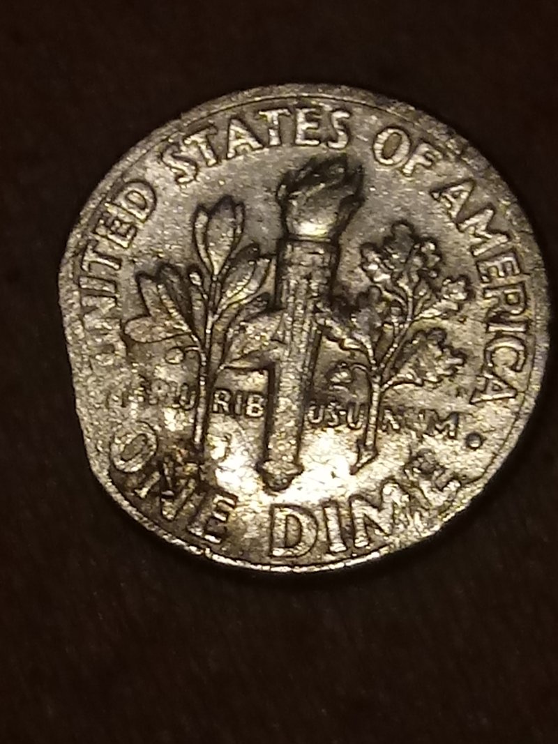 2005-D-Dime-Never-Seen-This-Before-Please-Help!