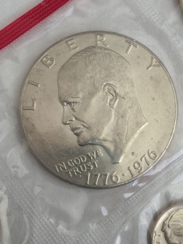 Bicentennial-Ike-Type-1-And-2