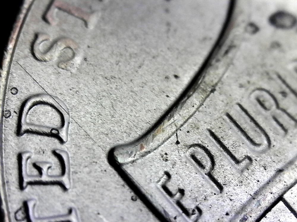 2016-Penny-But-With-A-Strange-Line-On-The-Reverse