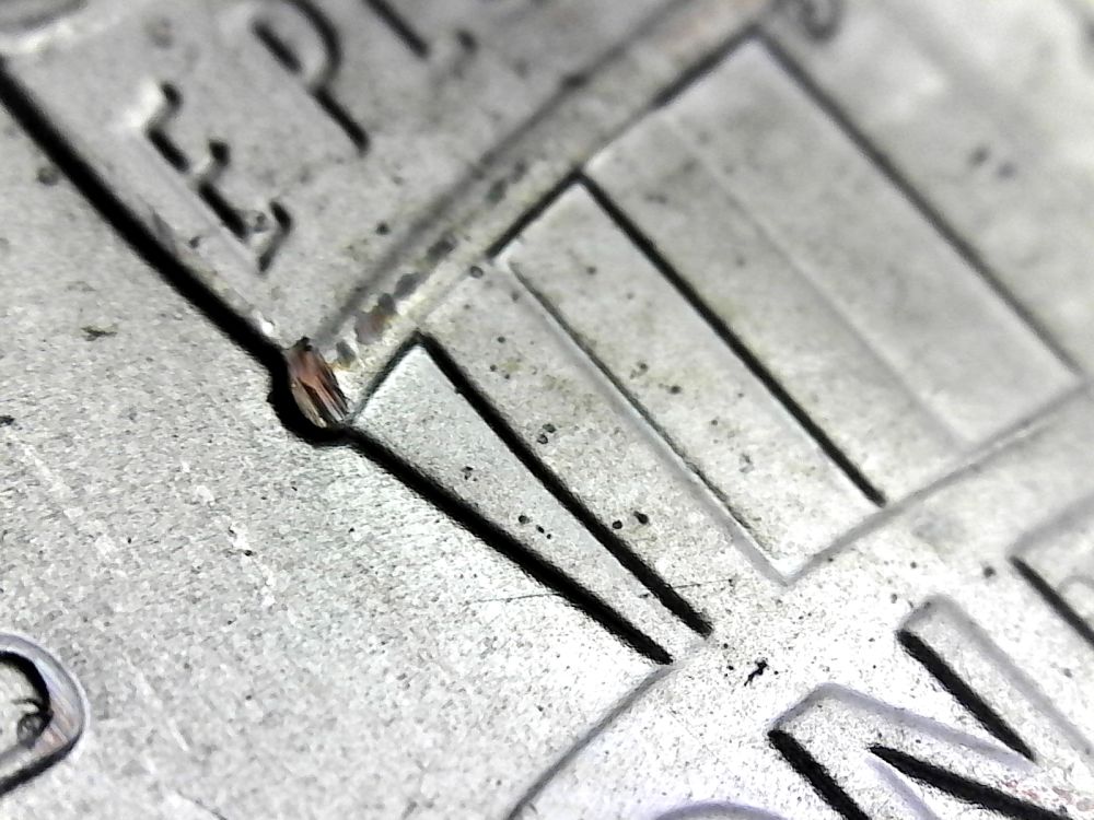 2016-Penny-But-With-A-Strange-Line-On-The-Reverse