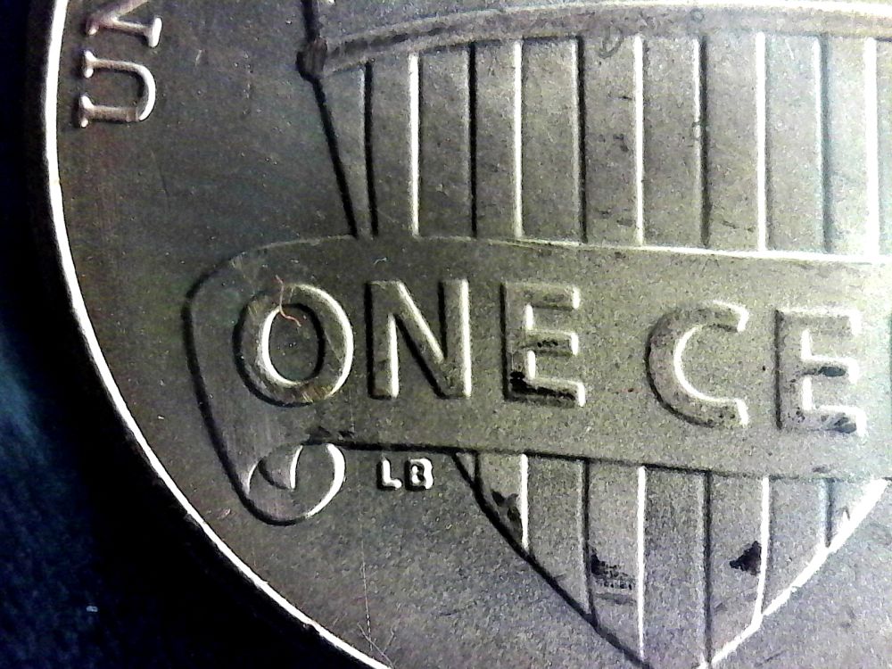 2016-Penny-But-With-A-Strange-Line-On-The-Reverse
