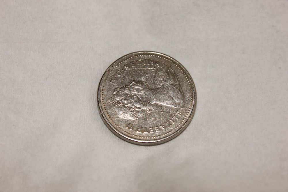 1986-Nickel-With-Queen's-Eye-Closed