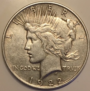 1922-P-Line-In-Tiara-#2-On-VAMworlds-Top-50-Peace-Dollar-Found!