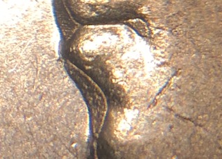 1971-10-F-Belgie-What-Caused-This-Around-The-Bust?