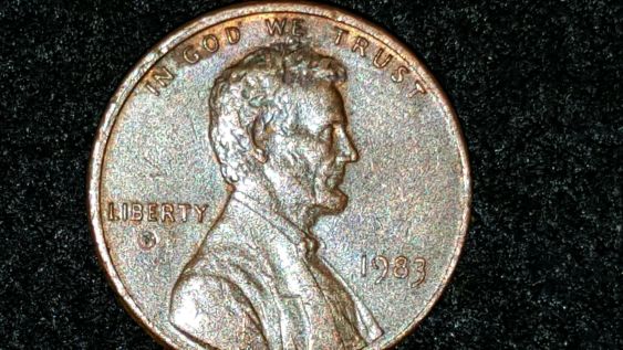 Strange-Marking-Under-Liberty-On-1983-Lincoln-Cent