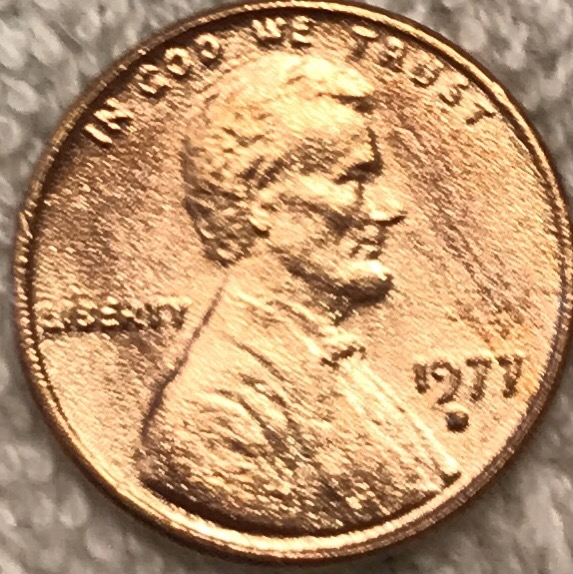 1977-Lincoln-Memorial-Penny-With-Texture