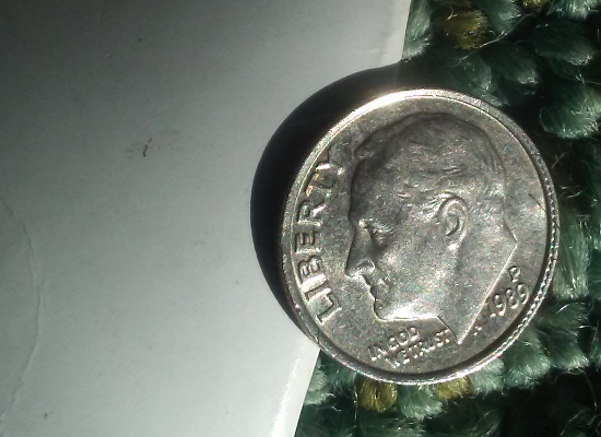 1989-P-Dime-?-Edge-Notches-On-Face-Side