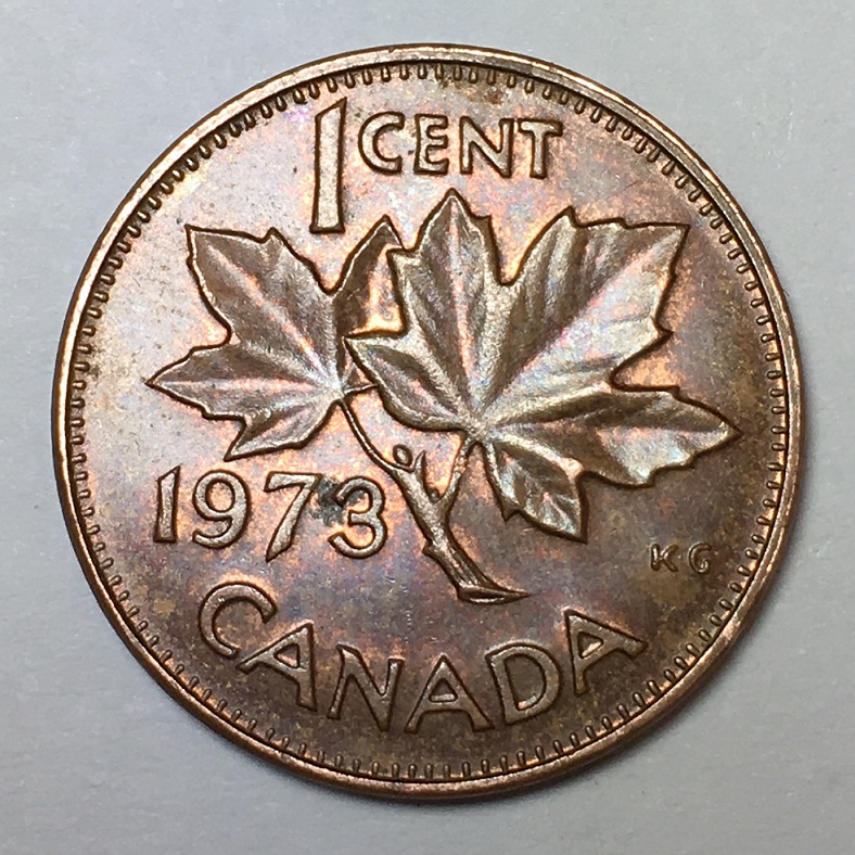 1971-&-1973-Double-Queens-Face/Crown/Bust/Beads-Common?