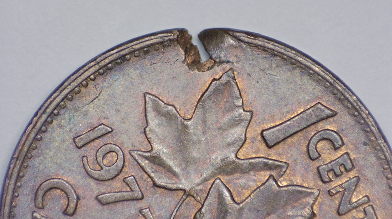 1977-1-Cent,-Opinions-On-This-Possible-Ragged-Edge-Clip-Error