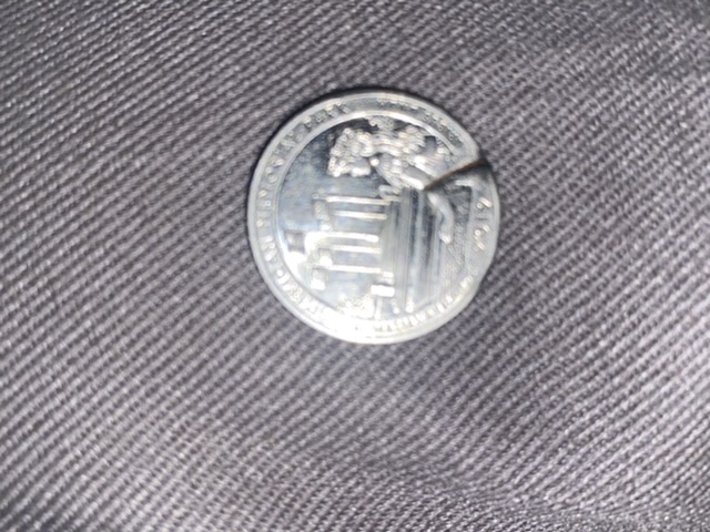 2019-State-Quarter-Error?-Two-Tone-And-Has-A-Cut-In-It-As-Well!
