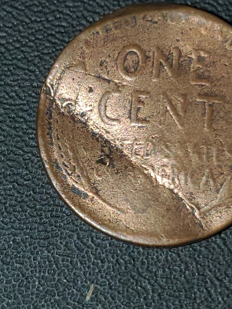 1947-D-Penny-Bad-Die-Break-Or-Damaged-Coin?-Thoughts?